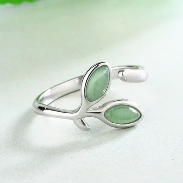 Romantic Silver Ring for Special Moments
