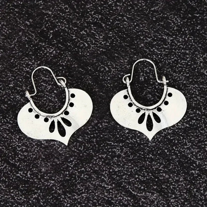 Classic Silver Earring with Timeless Appeal