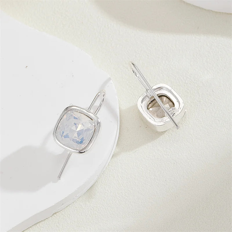 Romantic Silver Earring for Special Moments