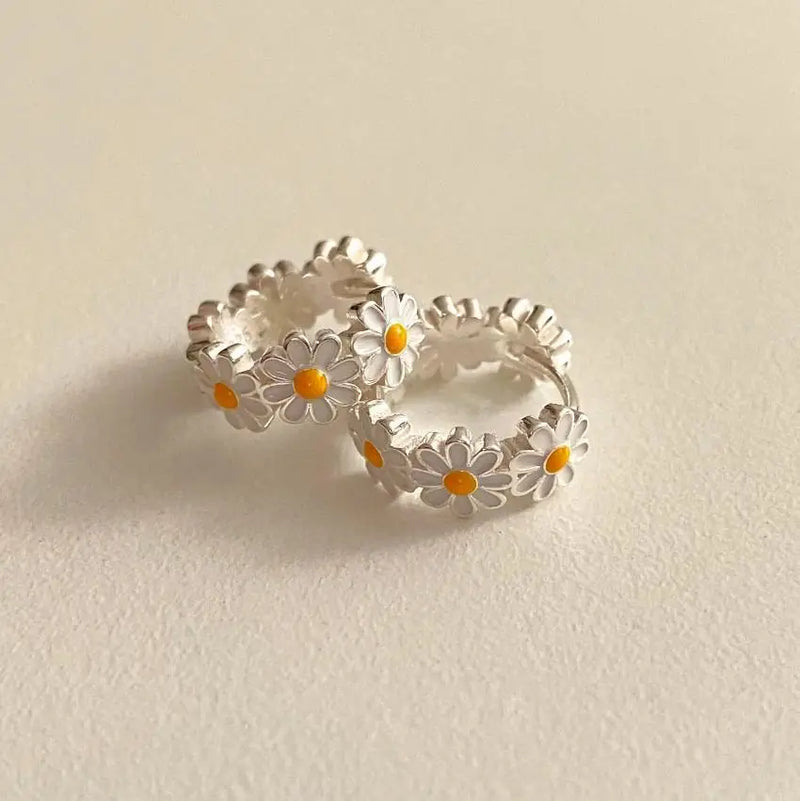 Stunning Silver Earring for Daily Wear