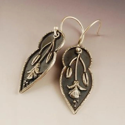Stunning Silver Earring for Daily Wear