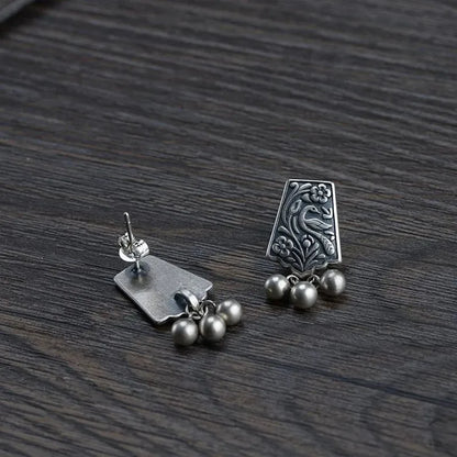 Elegant Silver Earring for Every Occasion