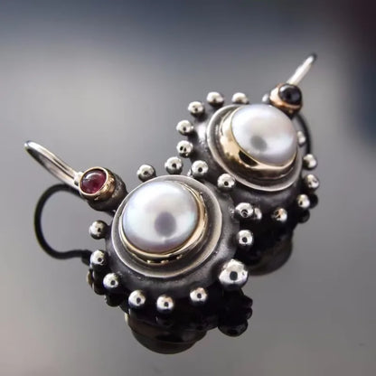 Romantic Silver Earring for Special Moments