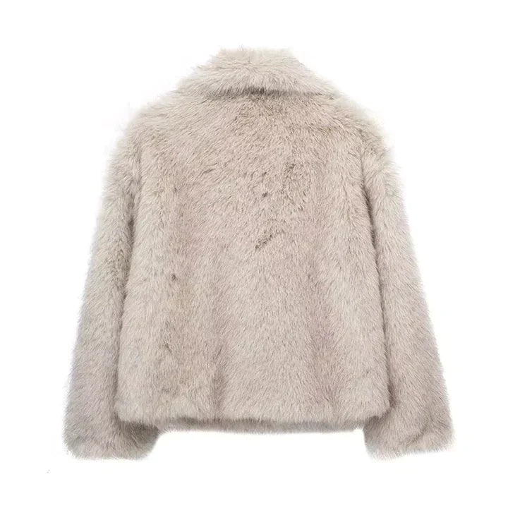 JO | Modern and comfortable winter dress