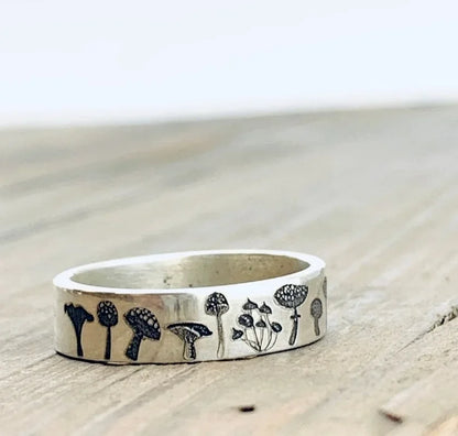 Stunning Silver Ring for Daily Wear