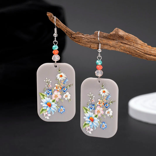 Charming Earring for Any Occasion