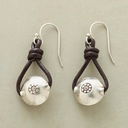 Charming Silver Earring for Any Occasion