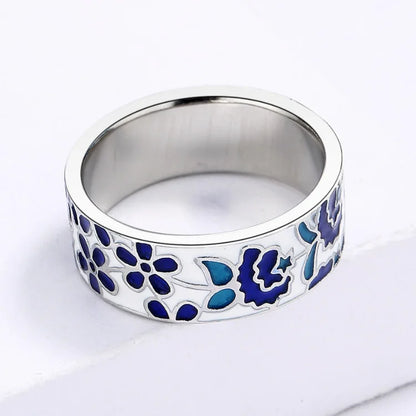 Beautiful Silver Ring with Unique Style
