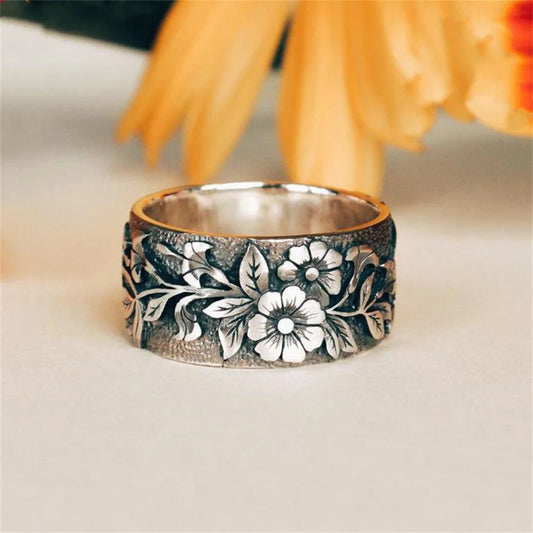 Classic Ring with Timeless Appeal