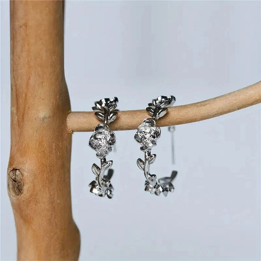Vintage Handmade Gold Earring