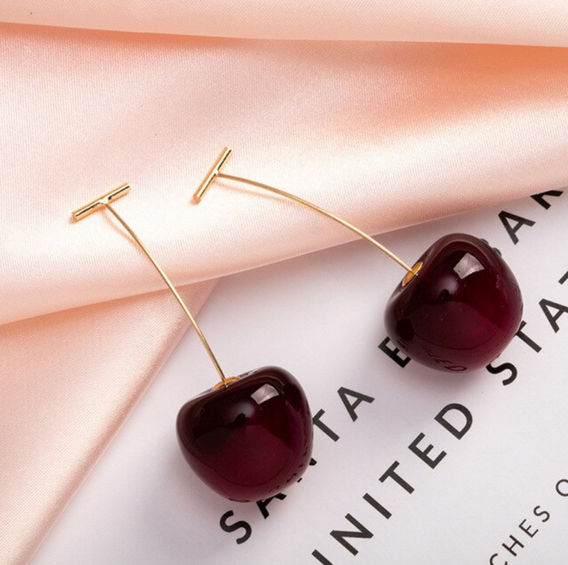 Romantic Earring for Special Moments