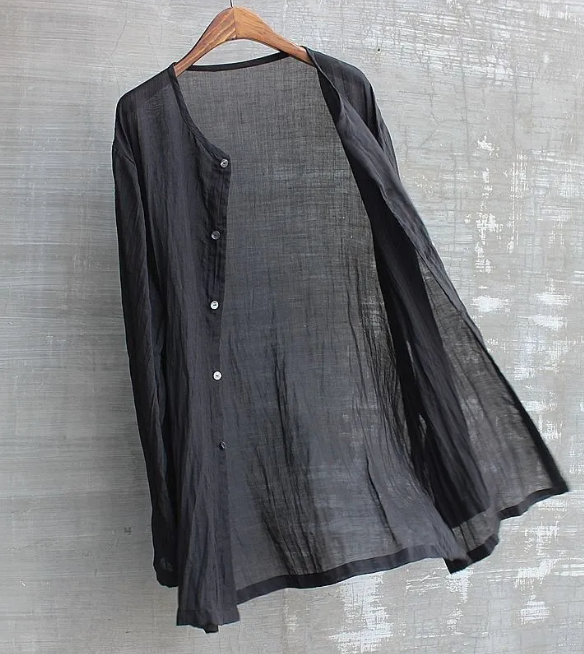Timeless Vintage Style Blouse