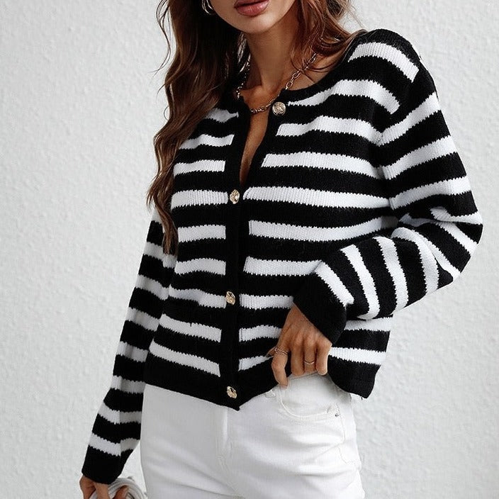 JO | Fall cardigan sweater