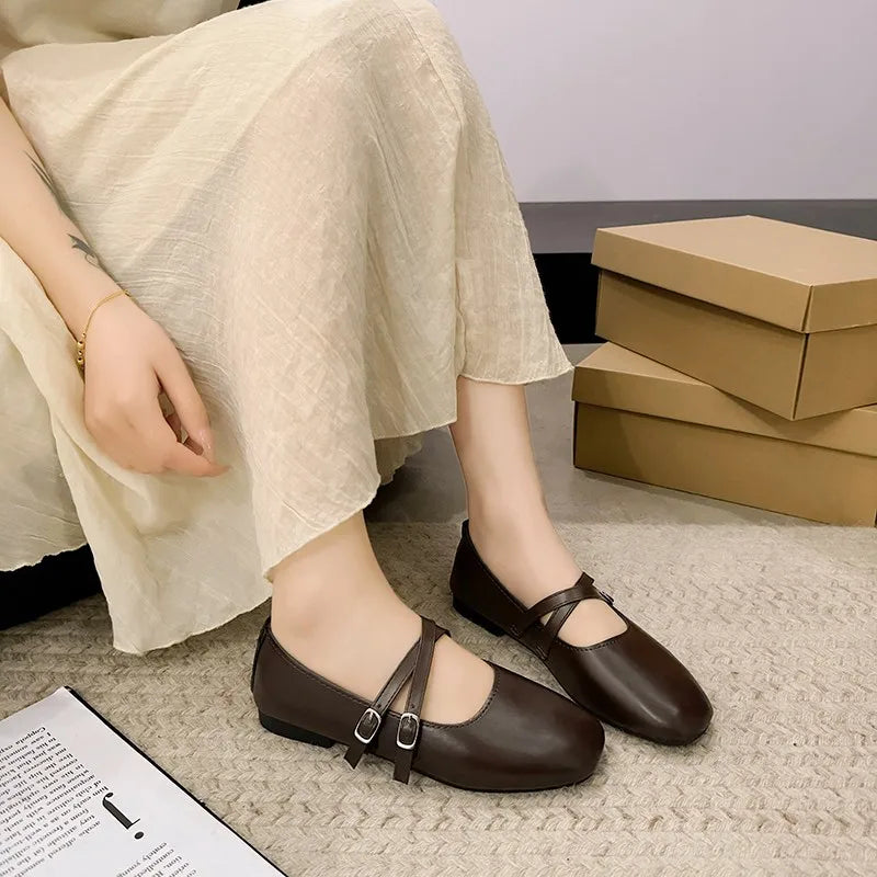 Versatile and Supportive Orthopedic Shoes