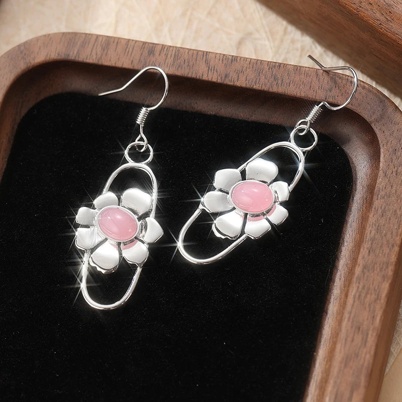 Romantic Silver Earring for Special Moments