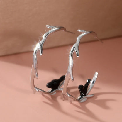 Vintage Handmade Silver Earring