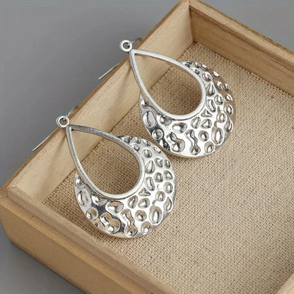 Elegant Silver Earring for Every Occasion