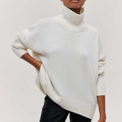 JO | Turtleneck sweater
