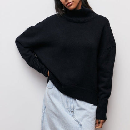 JO | Turtleneck sweater