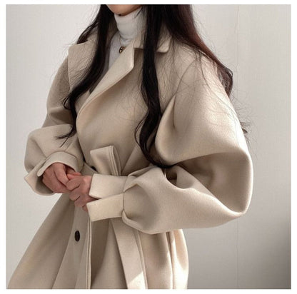JO | Chic belted jacket for women