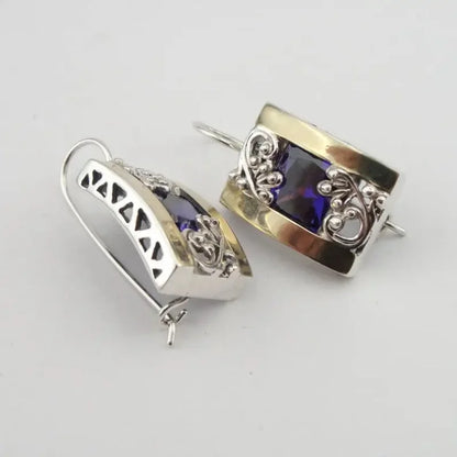 Beautiful Silver Earring with Unique Style