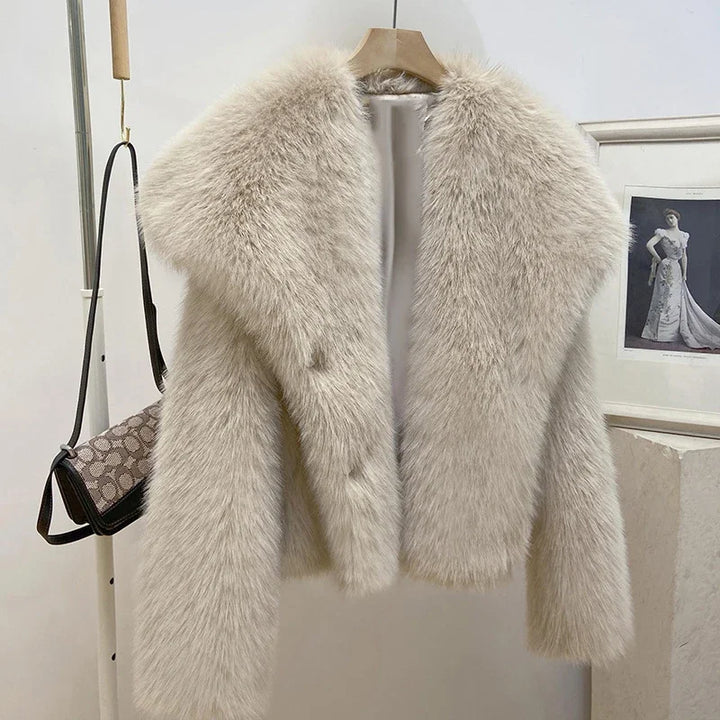 JO | Modern and comfortable winter dress