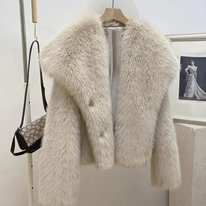 JO | Modern and comfortable winter dress
