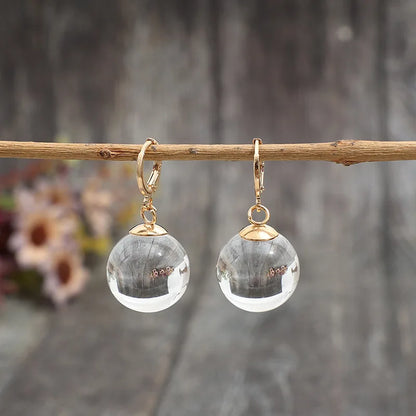 Beautiful Gold Earring with Unique Style