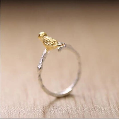 Romantic Gold Ring for Special Moments