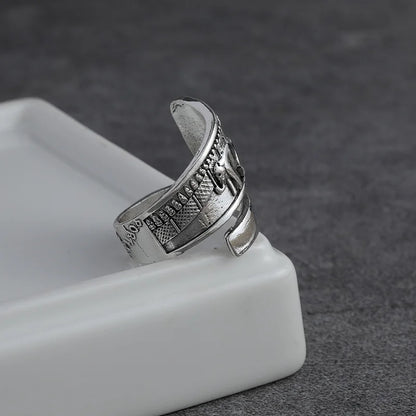 Charming Silver Ring for Any Occasion