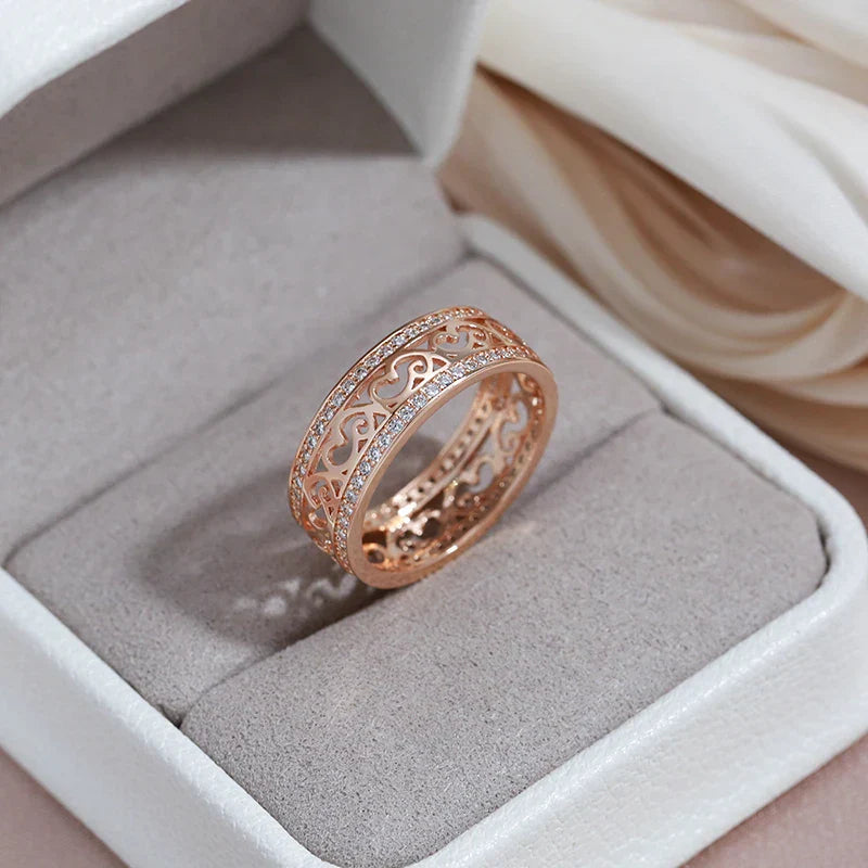 Romantic Gold Ring for Special Moments