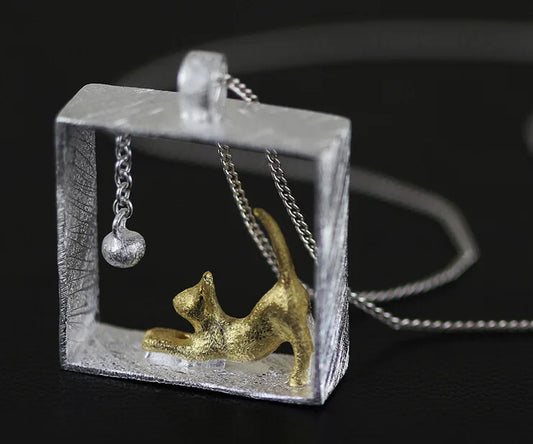 Stunning Silver Necklace for Daily Wear