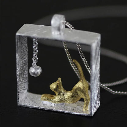 Stunning Silver Necklace for Daily Wear