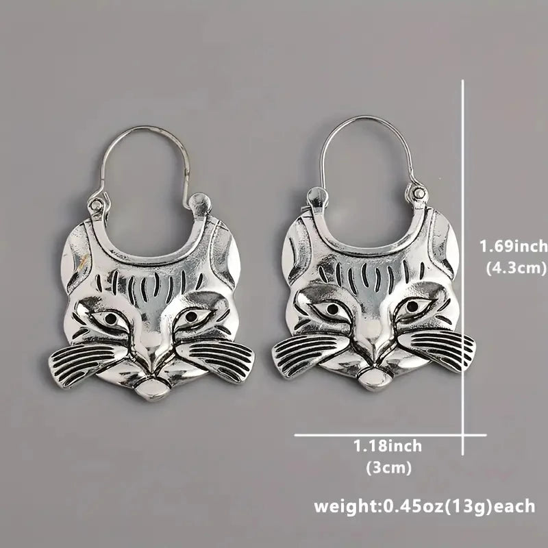 Beautiful Silver Earring with Unique Style