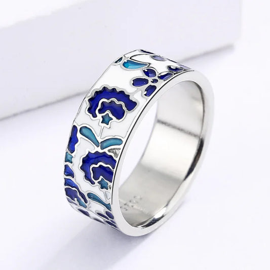 Beautiful Silver Ring with Unique Style