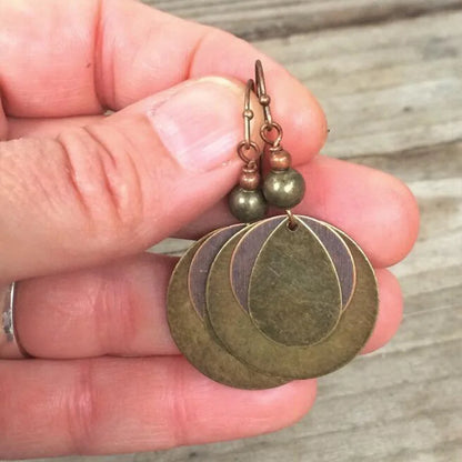Elegant Gold Earring for Every Occasion