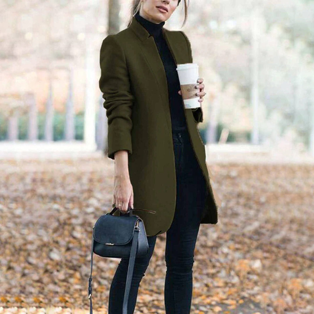 JO | Tight knee-length jacket for women