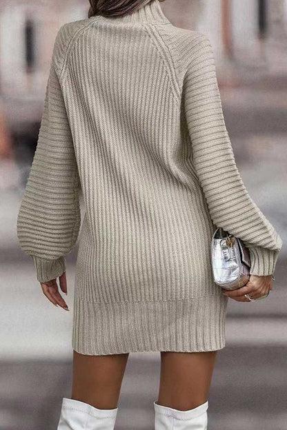 JO | Modern and versatile sweater