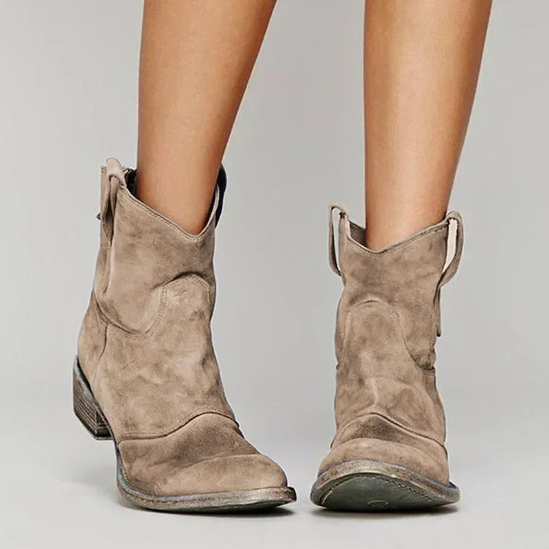 JO | Supportive and stylish orthopaedic summer boots