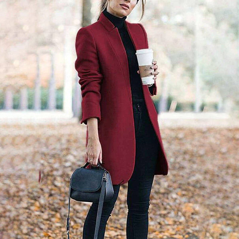 JO | Tight knee-length jacket for women