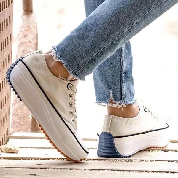 JO | Durable and supportive orthopaedic sneakers