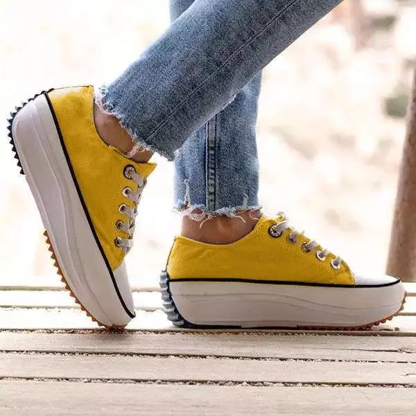 JO | Durable and supportive orthopaedic sneakers