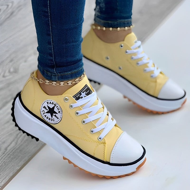 JO | Slim and cool sneakers