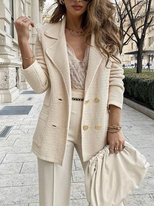 JO | A stylish blazer for spring