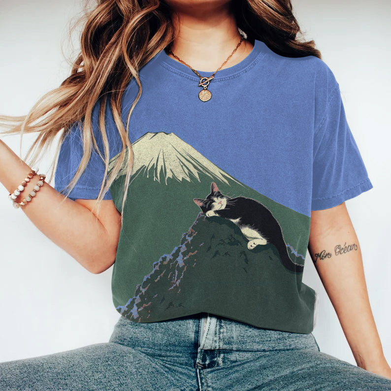 Classic Vintage T-Shirt