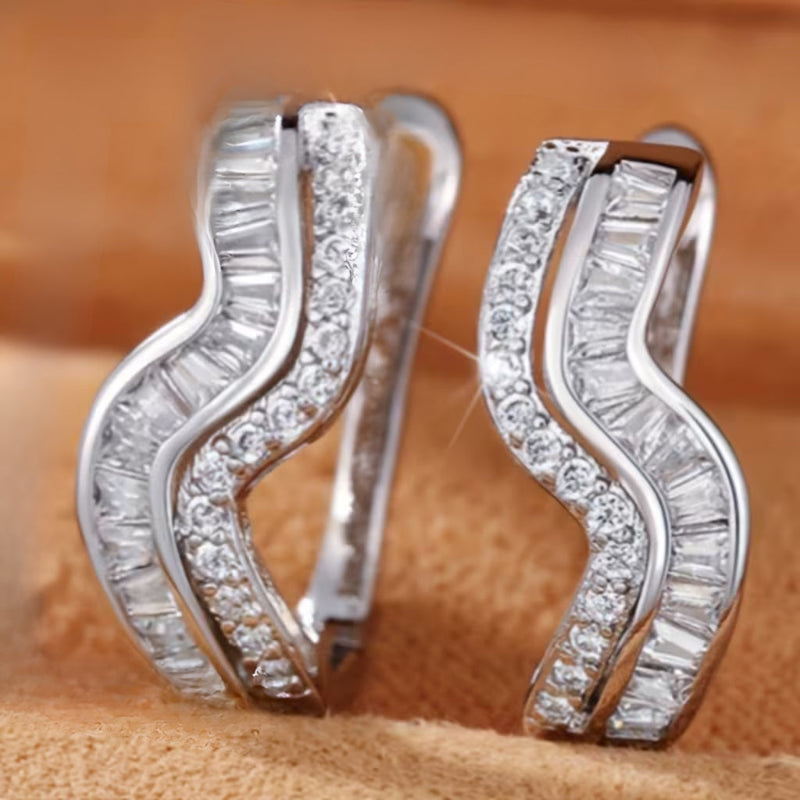 Elegant Silver Earring for Every Occasion