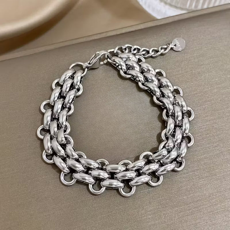 Classic Bracelet with Timeless Appeal