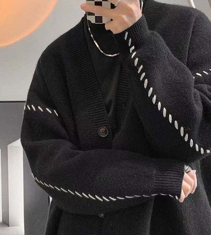 JO | Vintage V-neck cardigan sweater