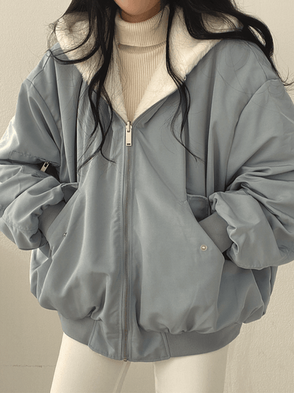 JO | Casual and effortless winter garment