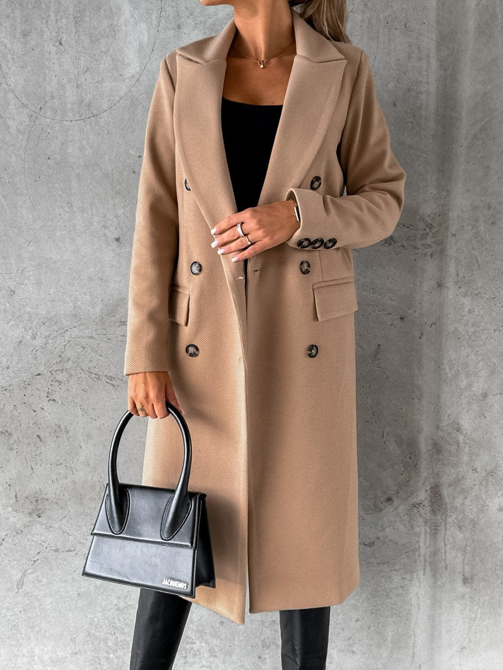 JO | Elegant long jacket for women